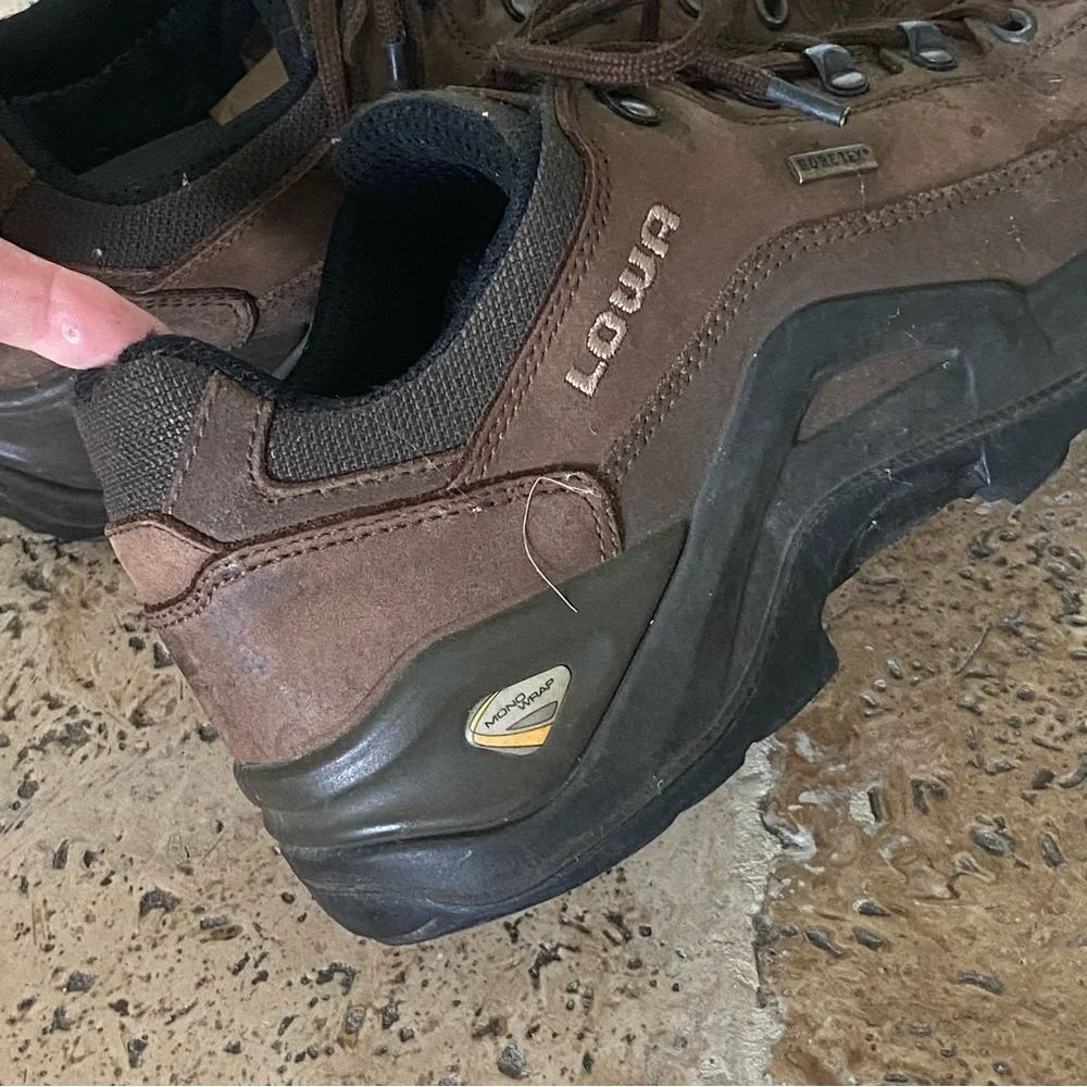 Lowa Renegade II GTX Low Brown Hiking Shoes Rugged 9
